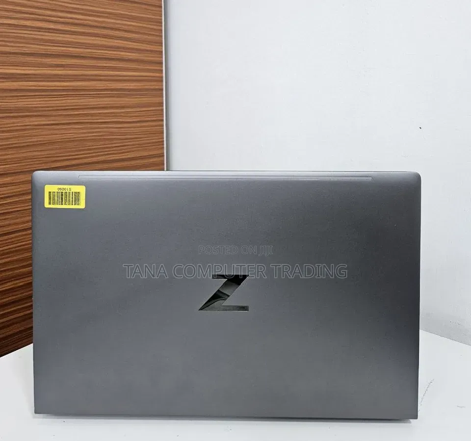 New Laptop HP ZBook Studio G8 16GB Intel Core i7 SSD 1T