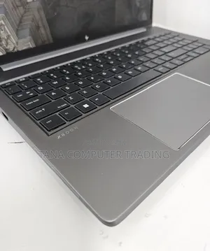 New Laptop HP ZBook Studio G8 16GB Intel Core i7 SSD 1T
