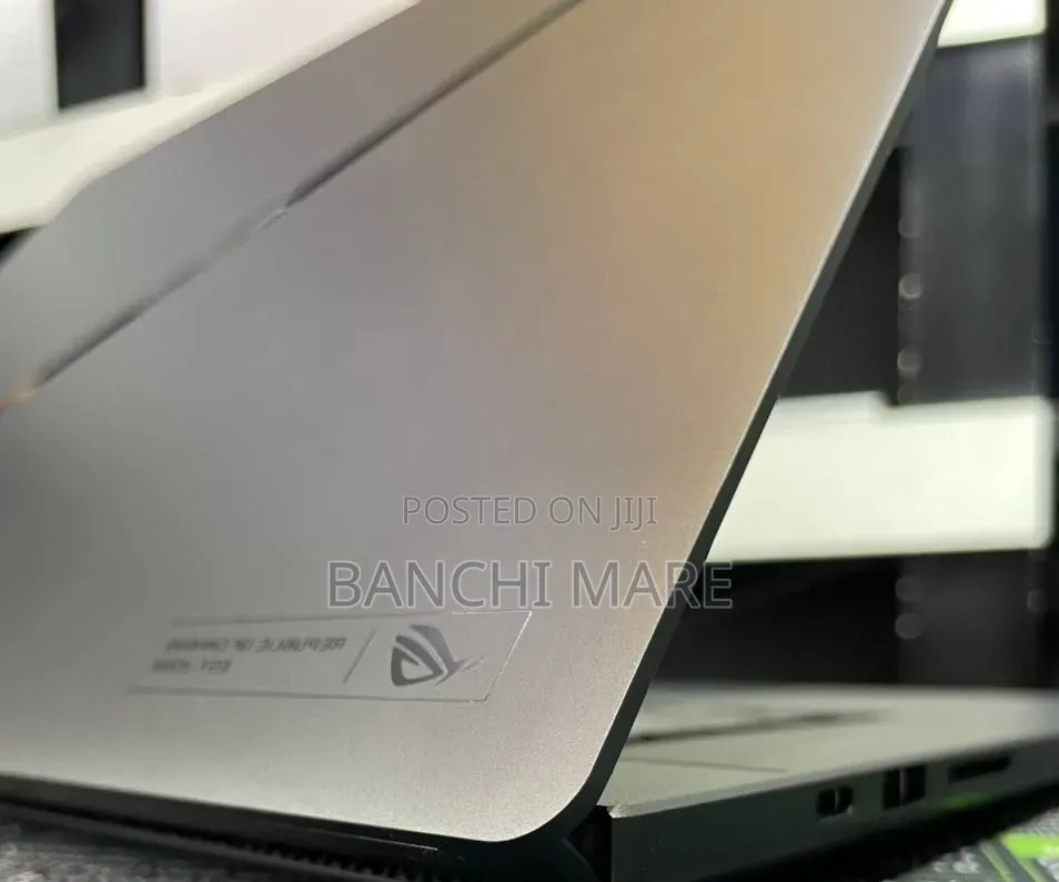 New Laptop Asus ROG Zephyrus G16 16GB Intel Core Ultra 9 SSD 1T