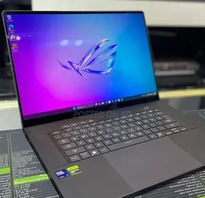 New Laptop Asus ROG Zephyrus G16 32GB Intel Core Ultra 9 SSD 1T