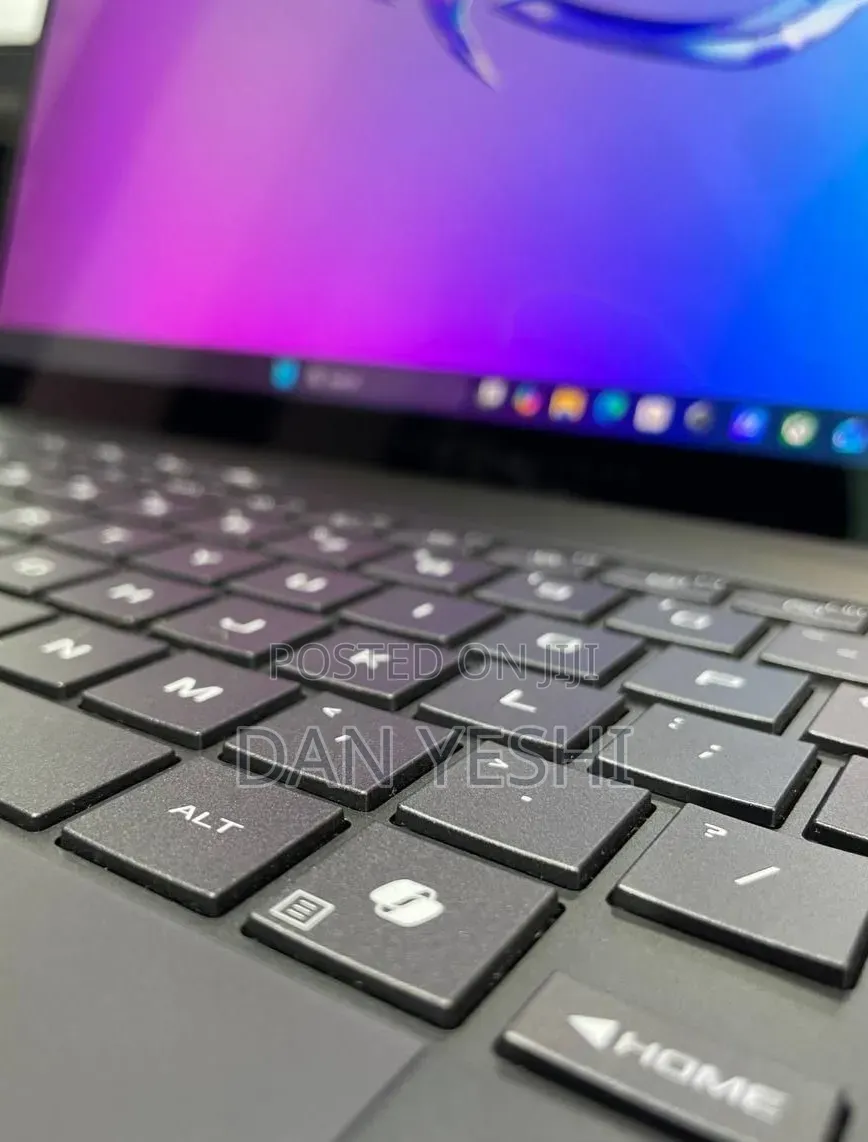 New Laptop Asus ROG Zephyrus G16 32GB Intel Core Ultra 9 SSD 1T