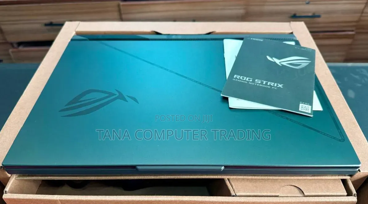 New Laptop Asus ROG Strix G16 G614 16GB Intel Core i7 SSD 1T