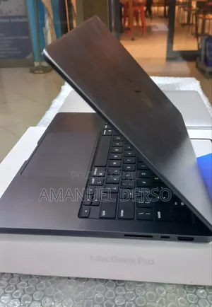 New Laptop HP ProBook X360 455 G9 16GB Intel Core i7 SSD 512GB