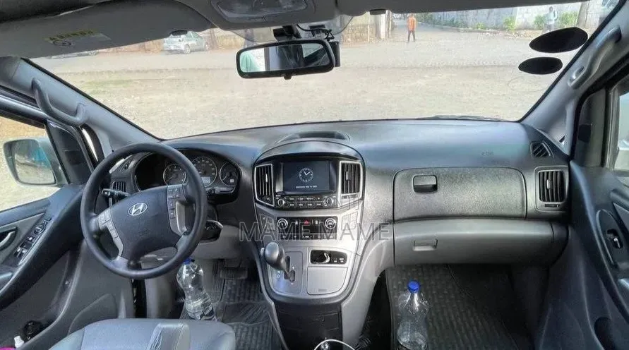 Hyundai Starex 2020 Grey
