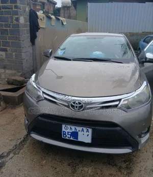 Toyota Yaris 2016