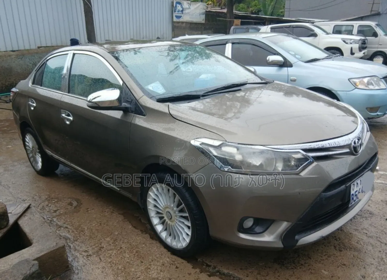 Toyota Yaris 2016
