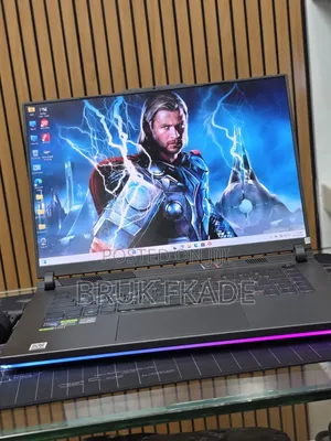 New Laptop Asus ROG Strix G15 16GB Intel Core i9 SSD 1T