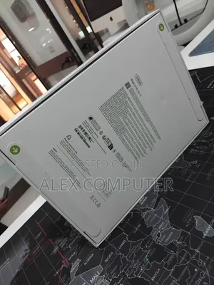 New Apple iPad (2025) 128 GB