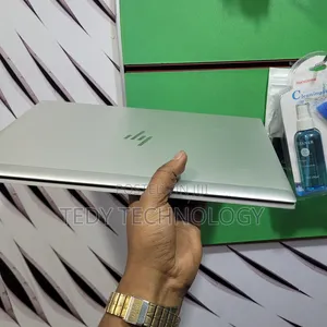 New Laptop HP EliteBook 840 8GB Intel Core i5 SSD 512GB