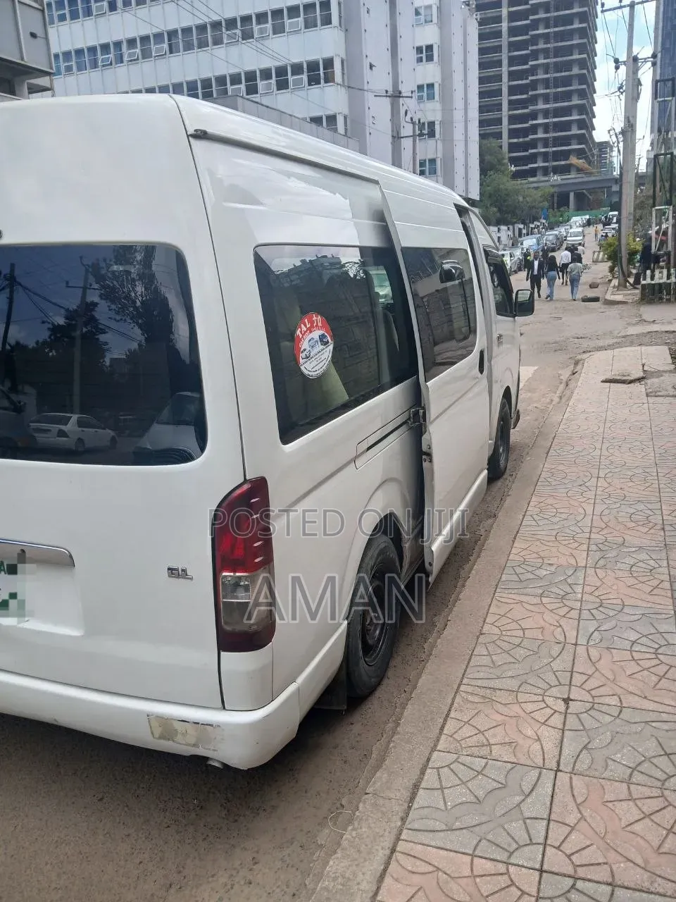 Toyota HiAce 2015 White