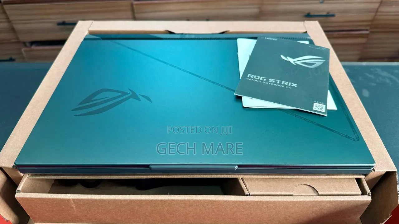 New Laptop Asus ROG Strix G15 16GB Intel Core i7 SSD 1T