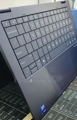 New Laptop HP OmniBook Ultra Flip 14" 16GB Intel Core Ultra 7 SSD 1T