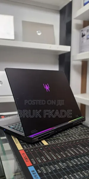 New Laptop Acer Predator Helios Neo 16 32GB Intel Core i9 SSD 1T