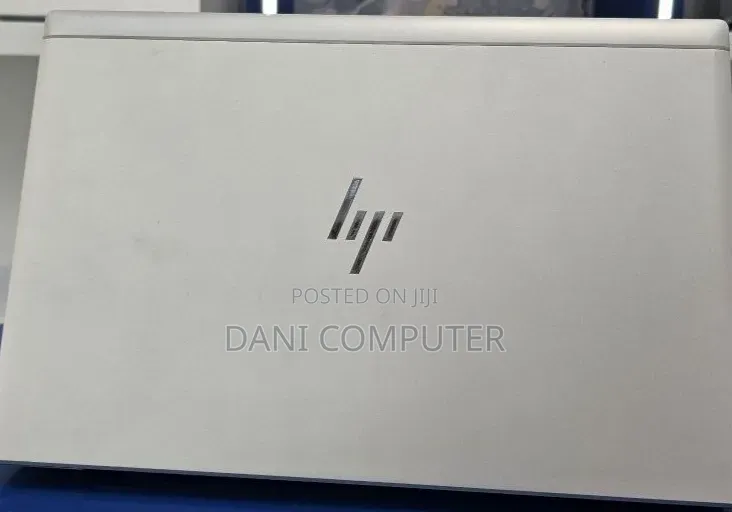 New Laptop HP EliteBook 830 G8 16GB Intel Core i7 SSD 512GB