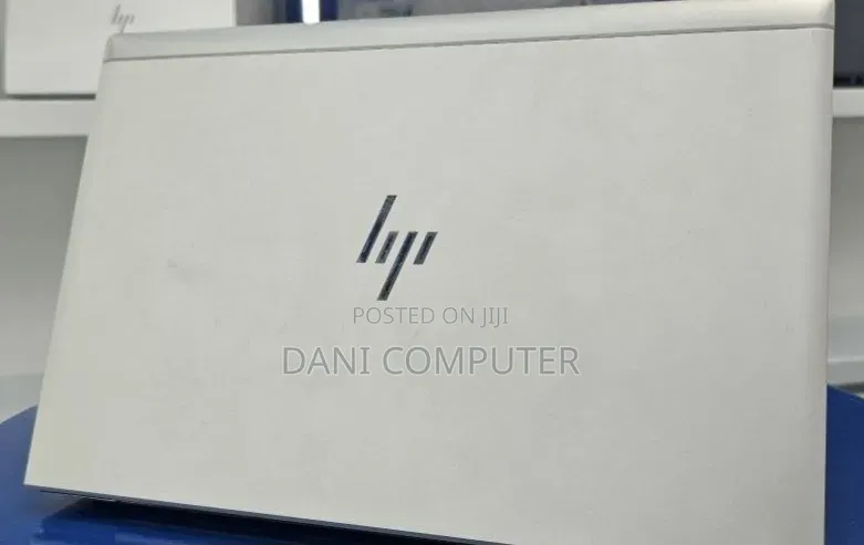 New Laptop HP EliteBook 830 G8 16GB Intel Core i7 SSD 512GB