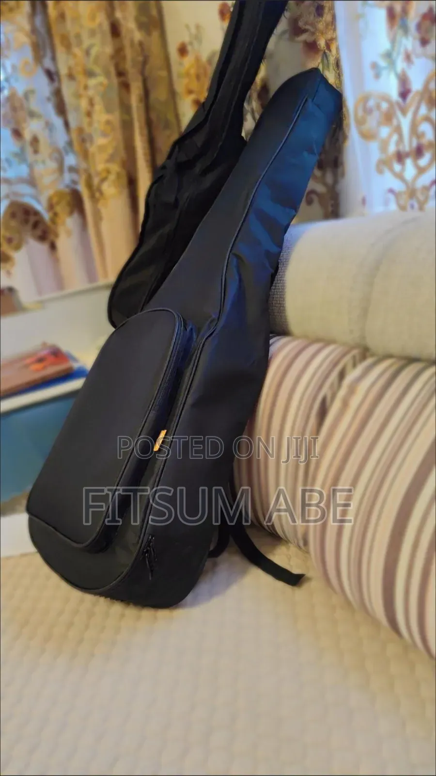 Thick Padded Acoustic Guitar Bag