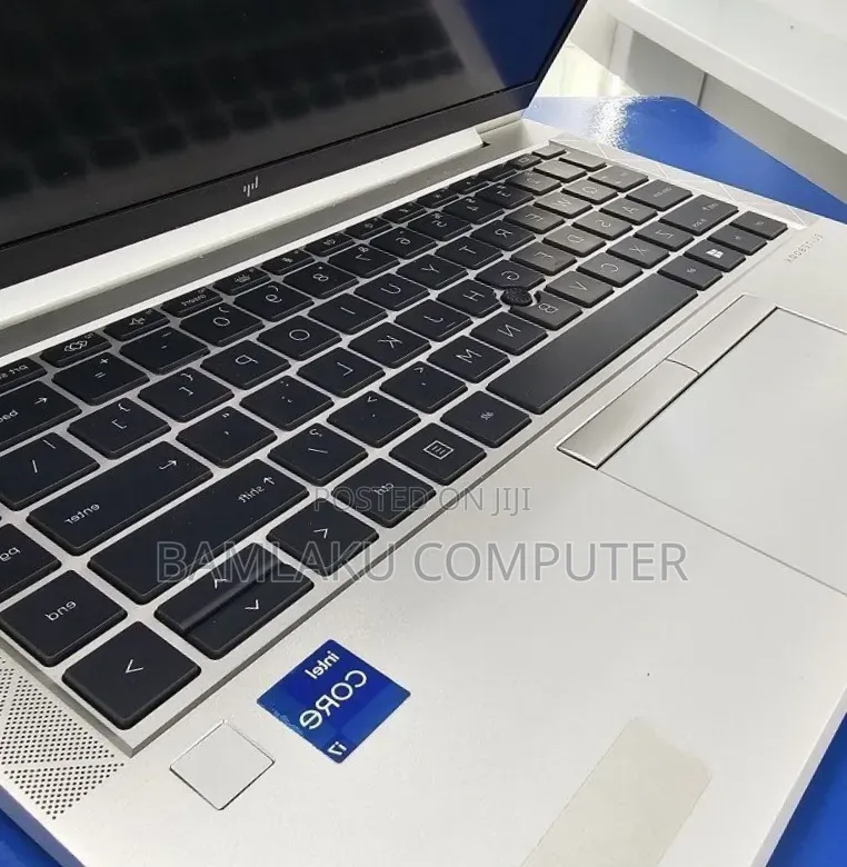 New Laptop HP EliteBook 840 G8 16GB Intel Core i7 SSD 512GB