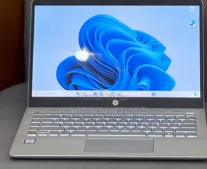 New Laptop HP Pavilion 15 8GB Intel Core i5 SSD 256GB