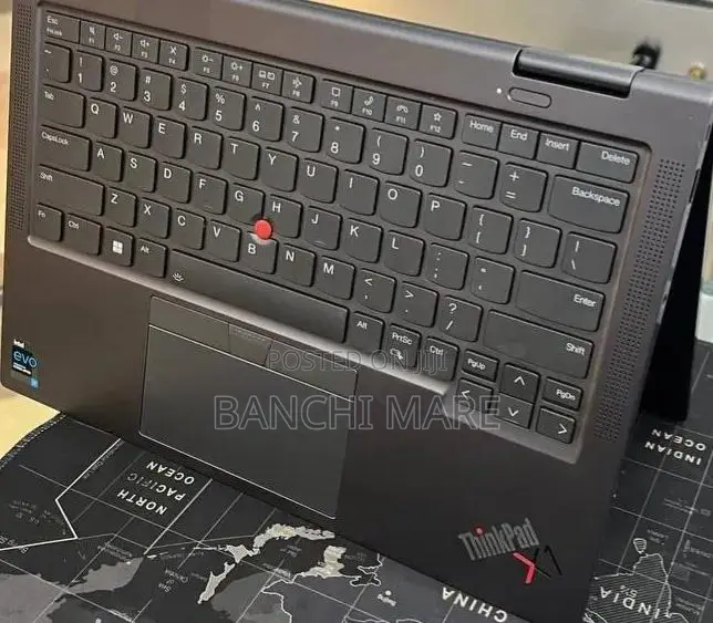 New Laptop Lenovo ThinkPad X1 Yoga Gen 8 16GB Intel Core i7 SSD 512GB