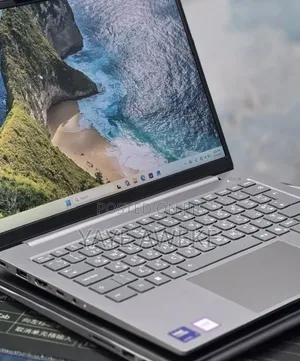 New Laptop Lenovo 16GB Intel Core Ultra 7 SSD 512GB