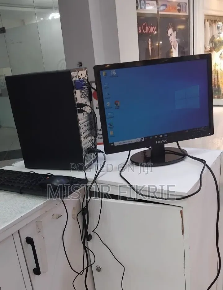 New Desktop Computer Lenovo ideacentre 310S 4GB Intel Core i3 SSD 500GB