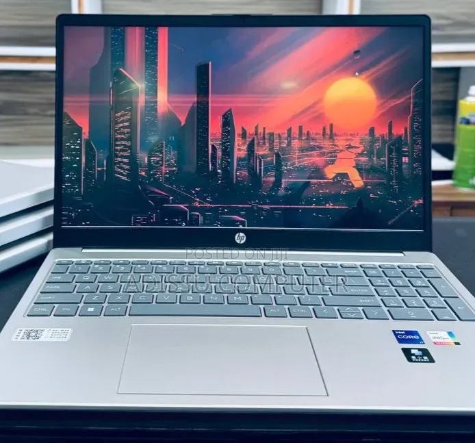 New Laptop HP Stream Notebook 16GB Intel Core i7 SSD 512GB