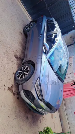 BYD E2 43 kWh 94 hp FWD 2024 Gray