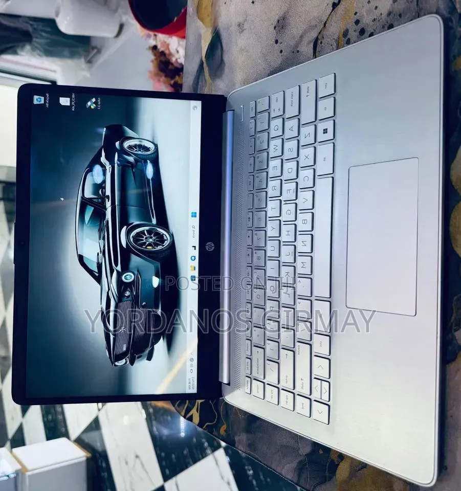 New Laptop HP Stream Notebook 8GB AMD Ryzen 3 SSD 128GB