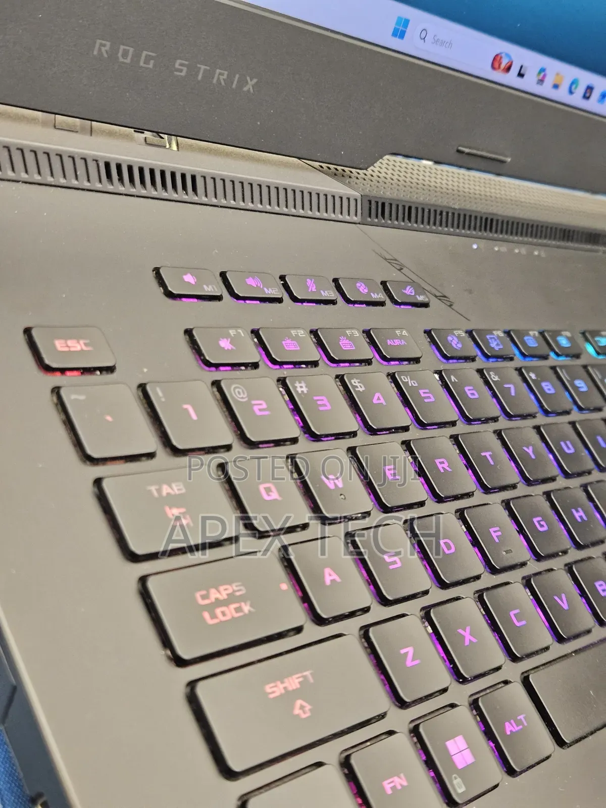 New Laptop Asus ROG Strix G17 16GB AMD Ryzen 9 SSD 1T