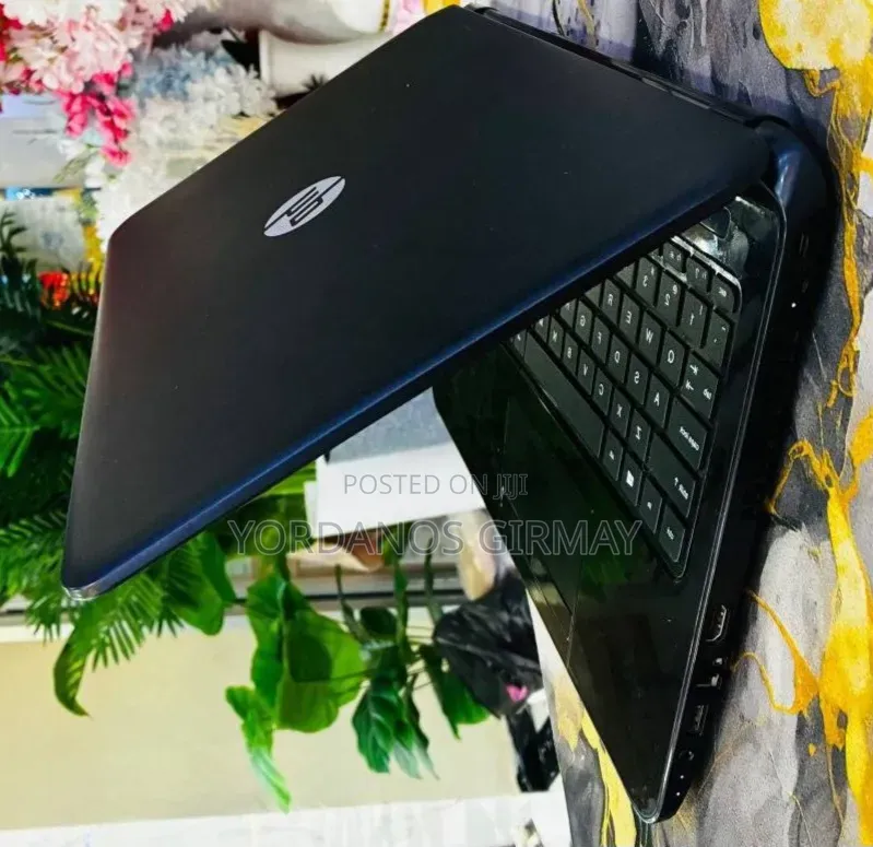 Laptop HP Stream Notebook 4GB Intel Celeron HDD 700GB