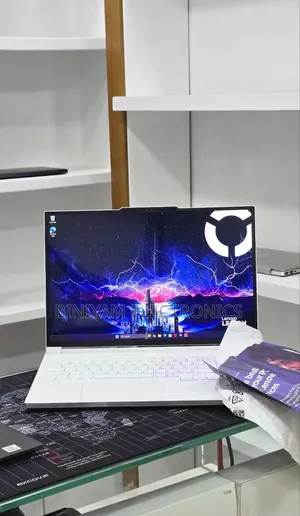 New Laptop Lenovo Legion 7 32GB Intel Core Ultra 7 SSD 1T