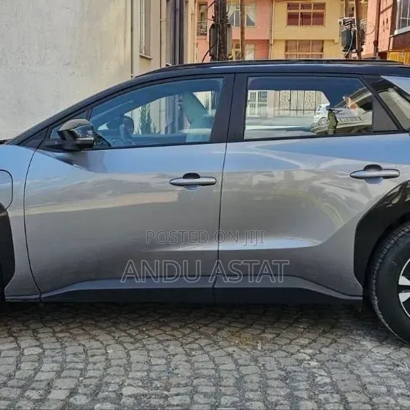 Toyota bZ4X 2023 Gray