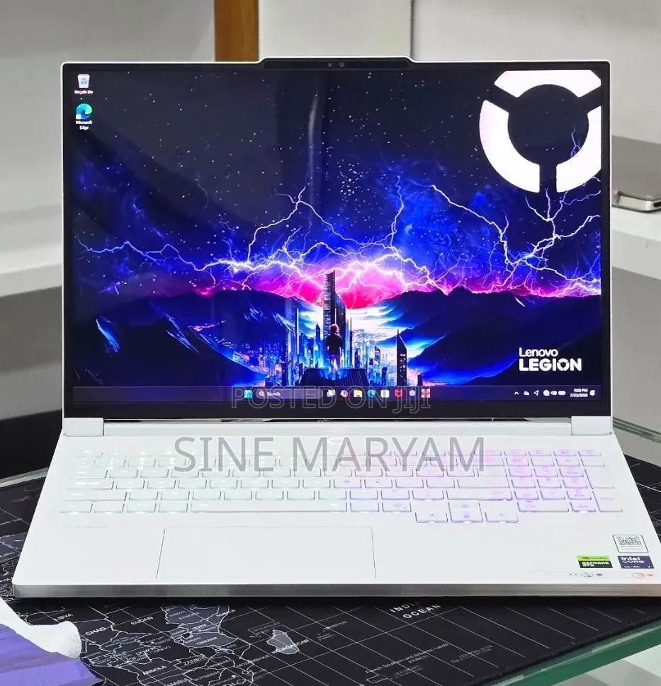New Laptop Lenovo Legion 7 32GB Intel Core Ultra 7 SSD 1T