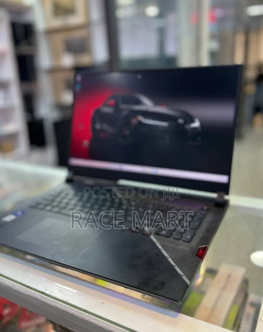 New Laptop Asus ROG Strix G17 32GB Intel Core i9 SSD 1T
