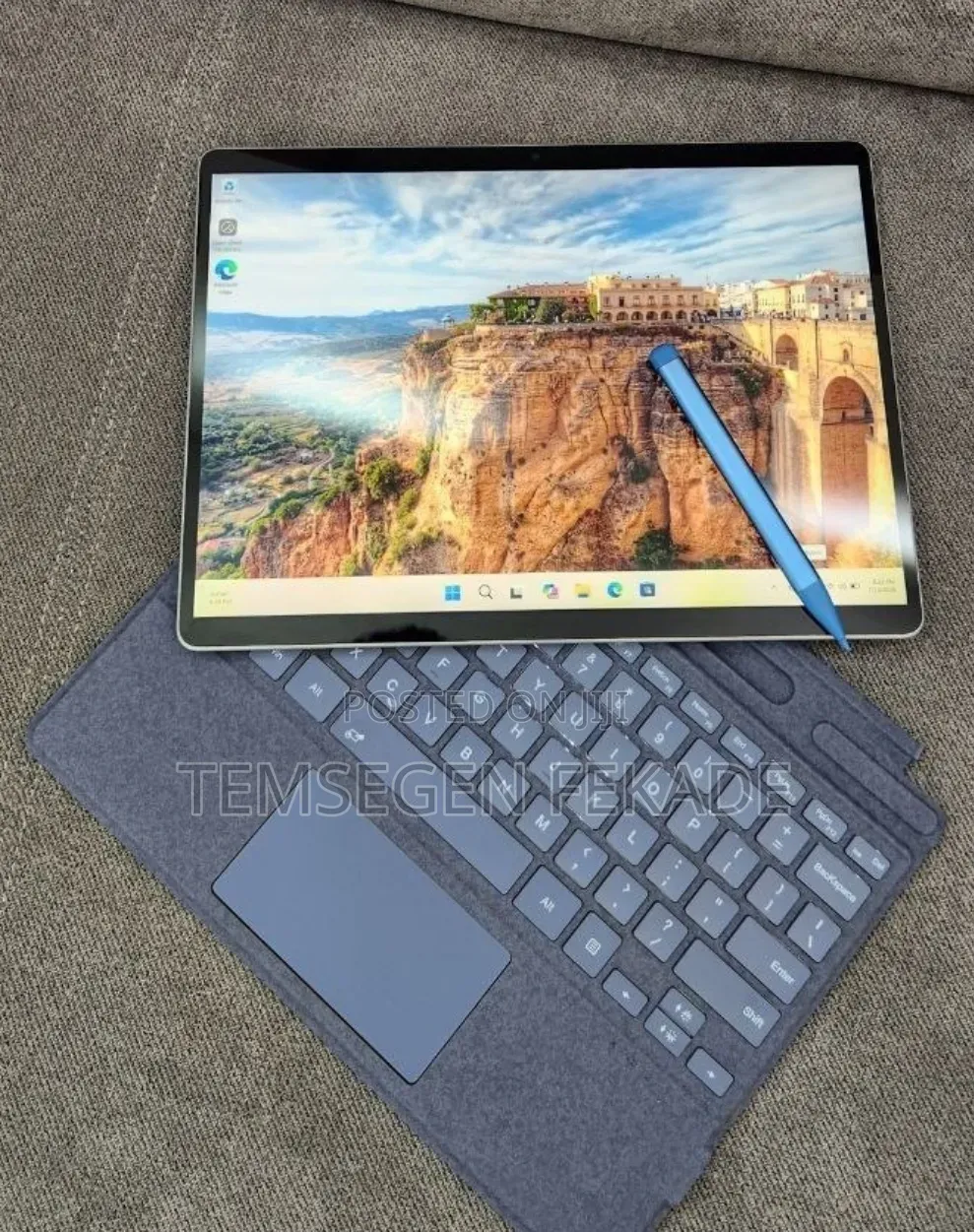 New Laptop Microsoft Surface Pro 9 16GB Intel Core i7 SSD 512GB