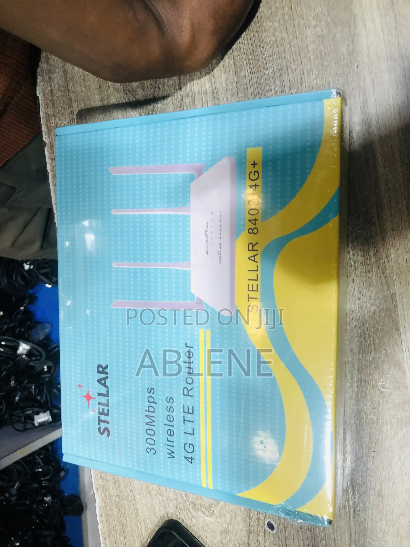 Stellar 4G LTE WiFi Router (8400 4G+)