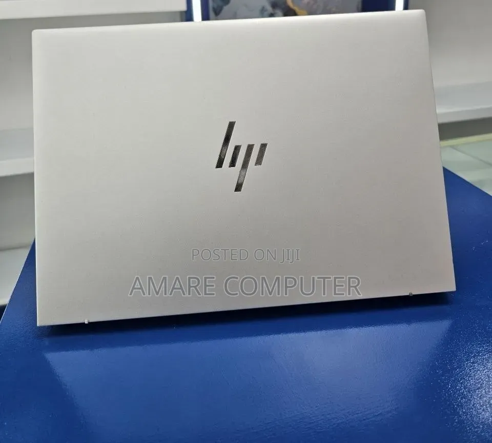 New Laptop HP EliteBook 840 G9 16GB Intel Core i7 SSD 512GB