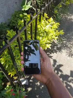 Samsung Galaxy S10e 128 GB Blue