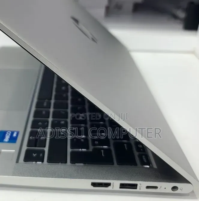New Laptop HP 16GB Intel Core i5 SSD 512GB
