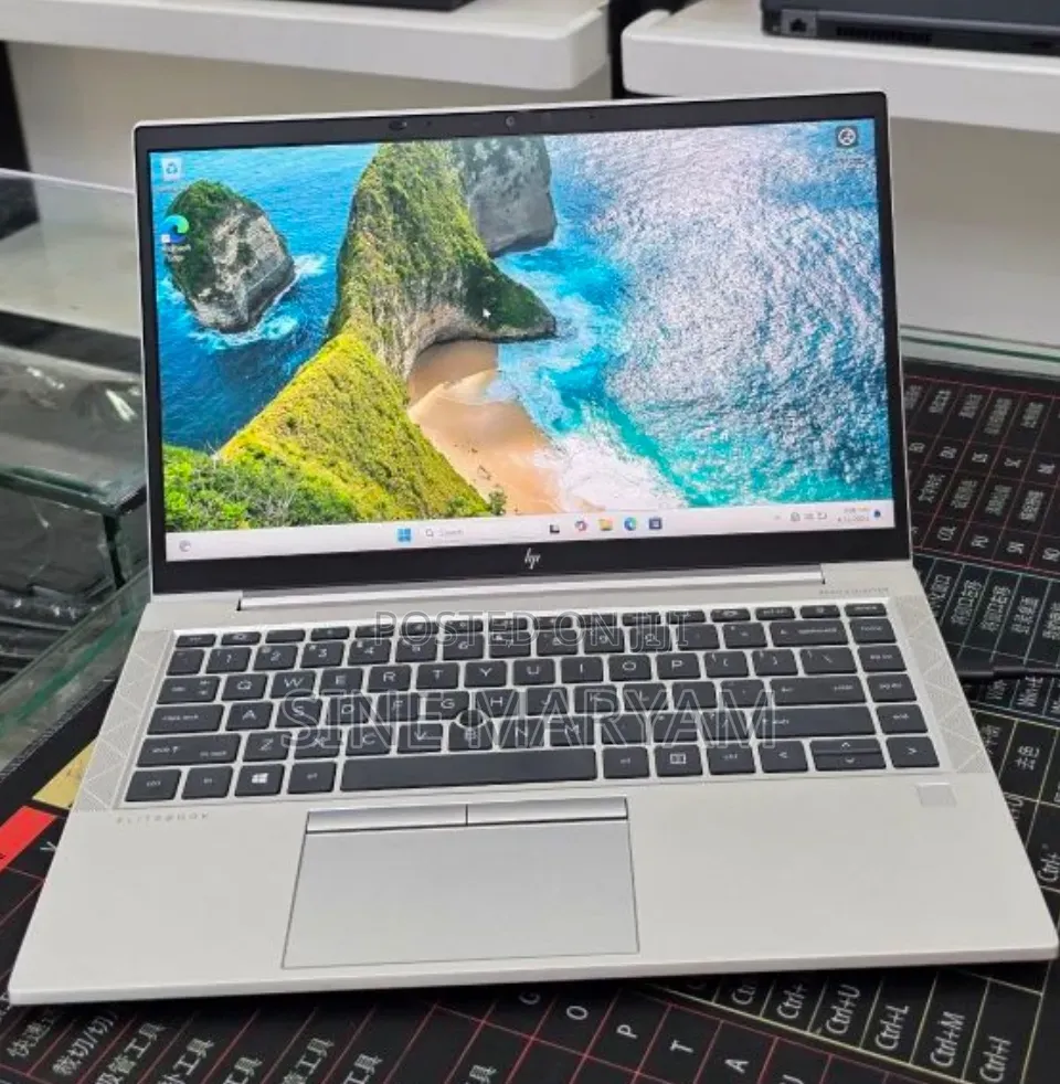New Laptop HP EliteBook 845 G7 16GB AMD Ryzen 5 SSD 512GB