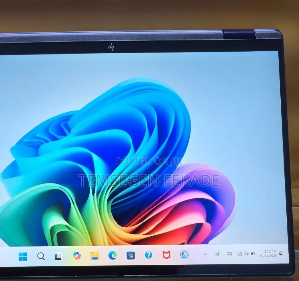 New Laptop HP OmniBook X Flip 14" 16GB Intel Core Ultra 7 SSD 1T