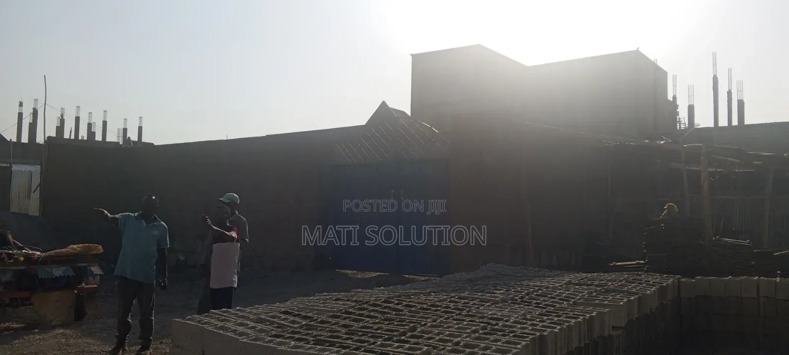 የሚሸጥ መሬት ምረጥ ቦታ ለንግድም ለመኖሪያም እሚሆን