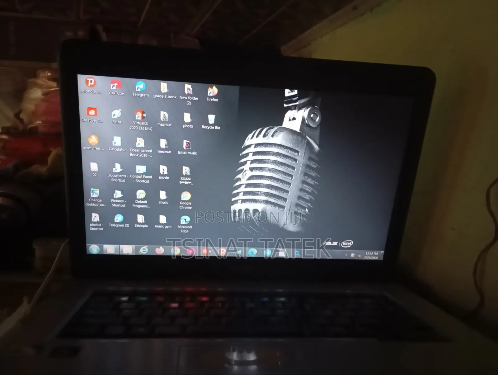 Laptop Toshiba Satellite L450D 2GB Intel Celeron HDD 256GB
