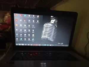 Laptop Toshiba Satellite L450D 2GB Intel Celeron HDD 256GB