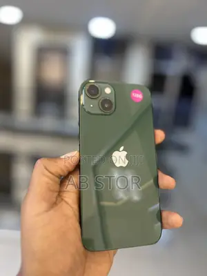 Apple iPhone 13 128 GB Green