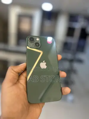 Apple iPhone 13 128 GB Green