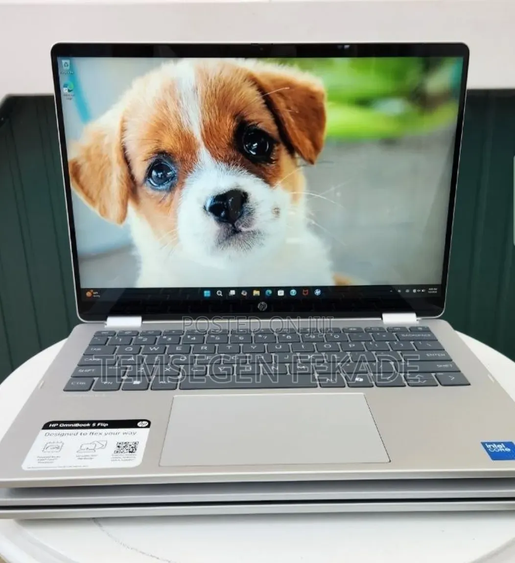 New Laptop HP OmniBook 5 14" 8GB Intel Core 5 SSD 512GB