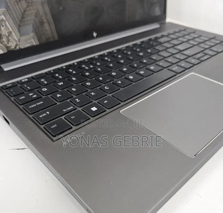 New Laptop HP ZBook 15 16GB Intel Core i7 SSD 1T