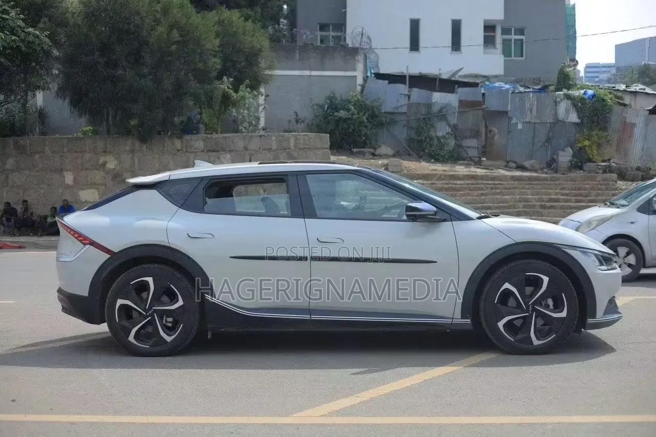 New Kia EV6 2023 White