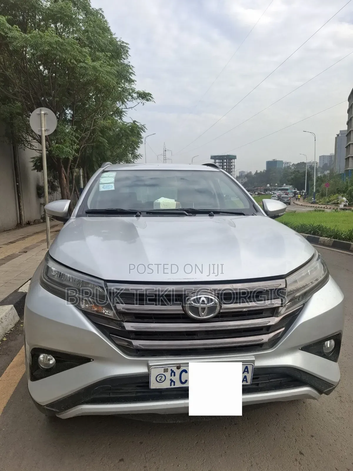 Toyota Rush 2022 Silver